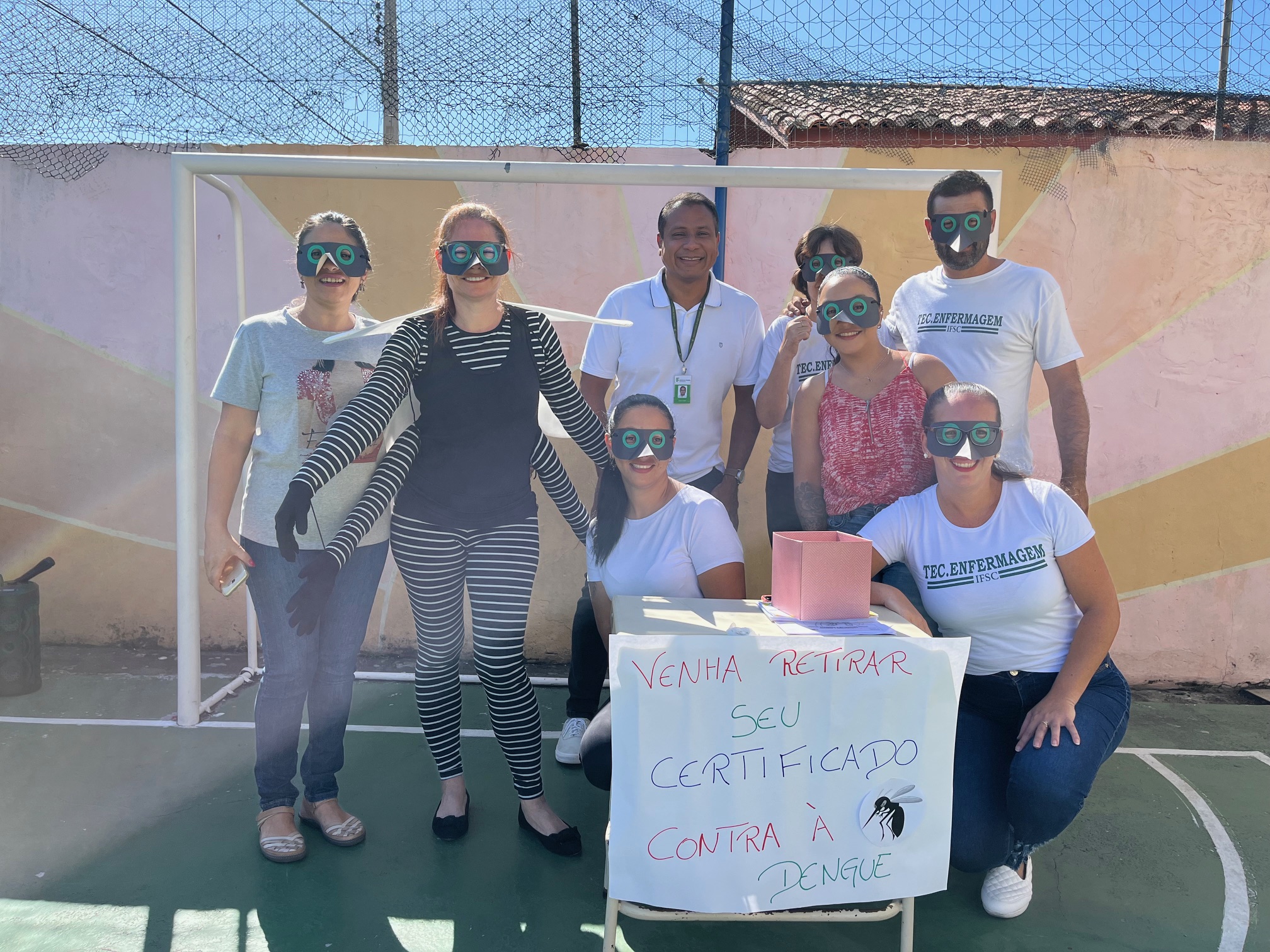 Estudantes do curso técnico de Enfermagem do Câmpus Florianópolis realizaram atividades de prevenção em parceria com OnG I Fotos: Estudantes de Enfermagem