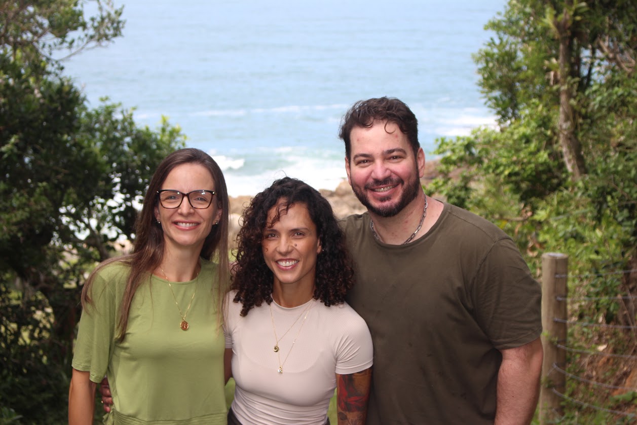 Caroline, Renata e João Eduardo, os gestores eleitos do Câmpus Garopaba