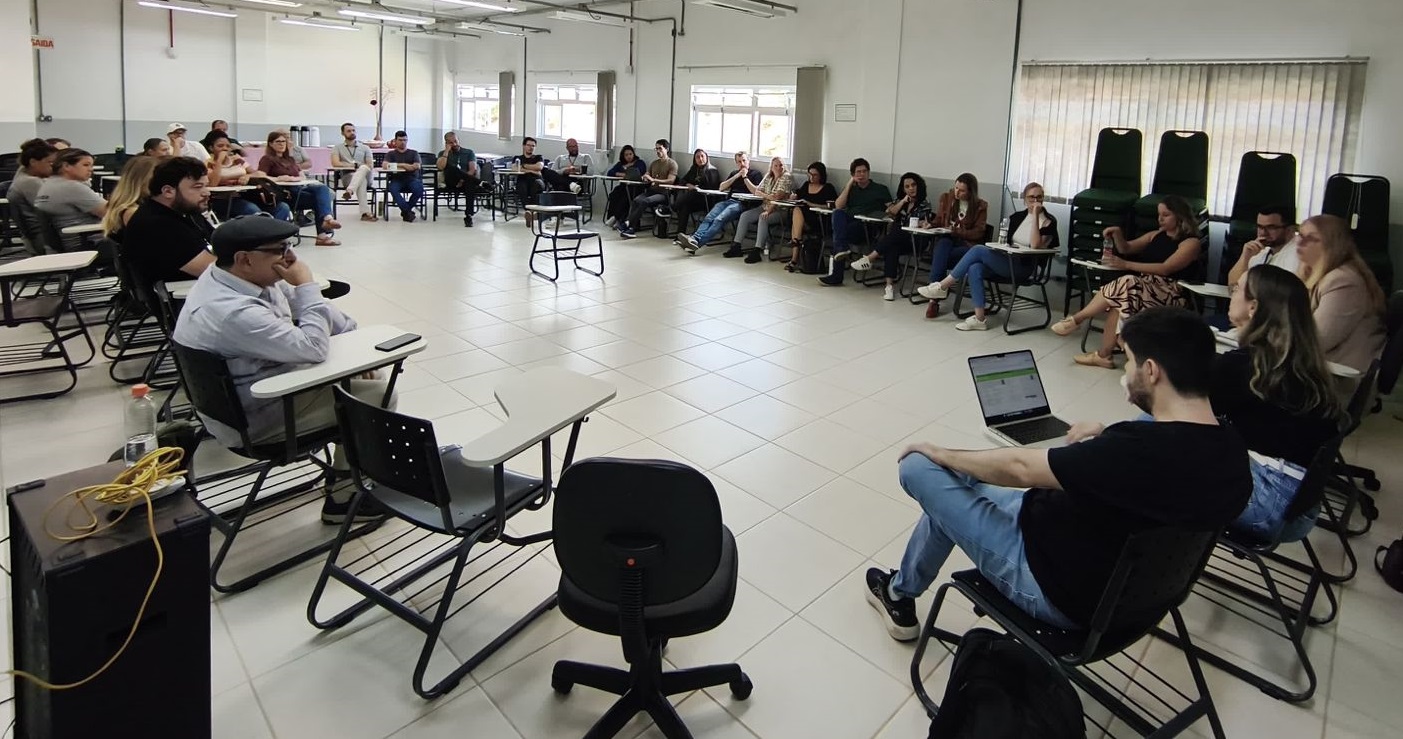 Reunião com os servidores do Câmpus Urupema