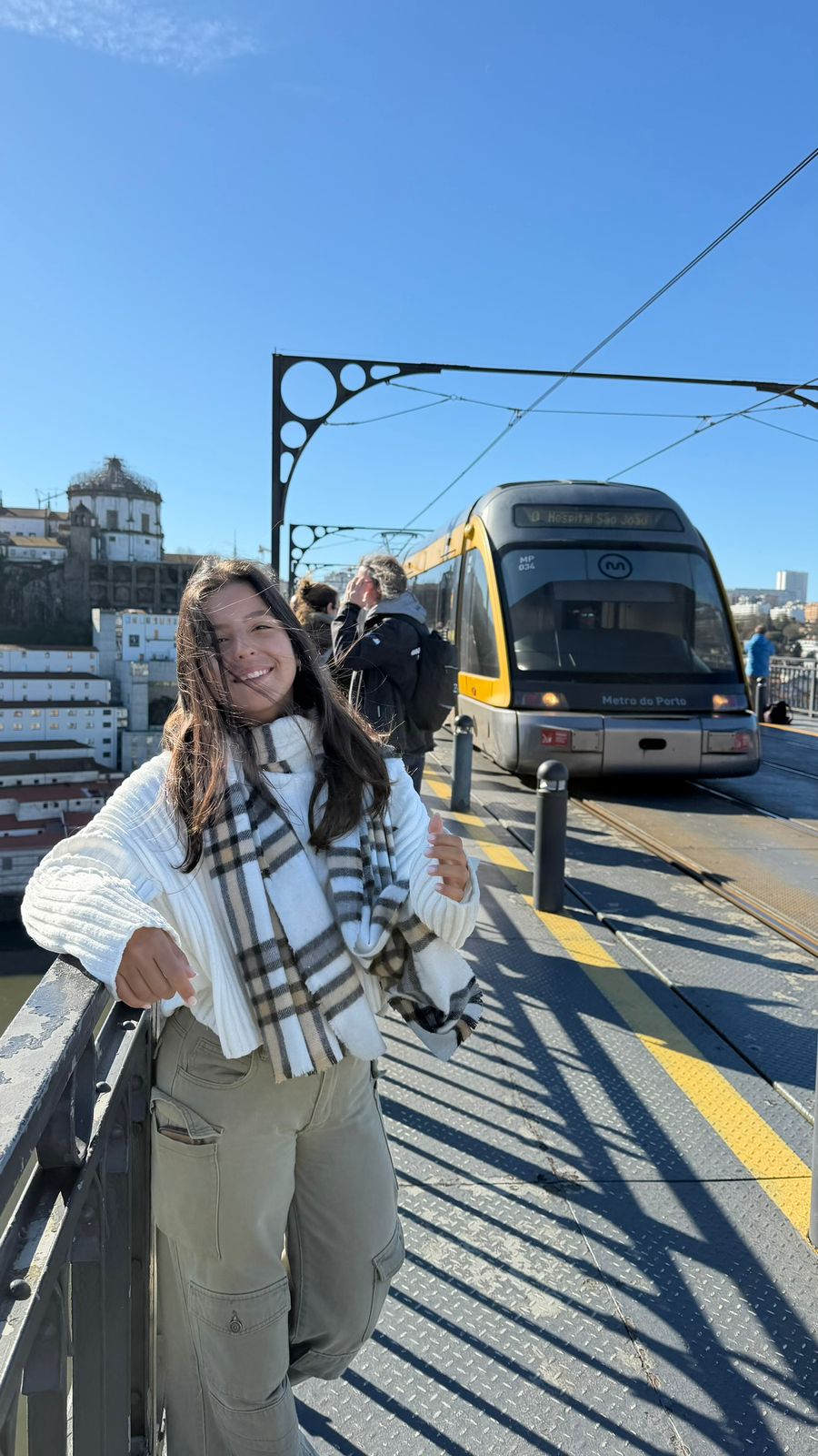 Carol chegou em Portugal em março